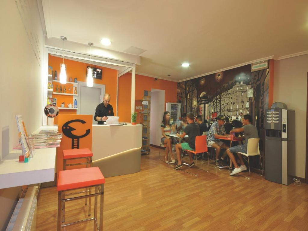 Hostal Escala Luna Salamanca Ngoại thất bức ảnh