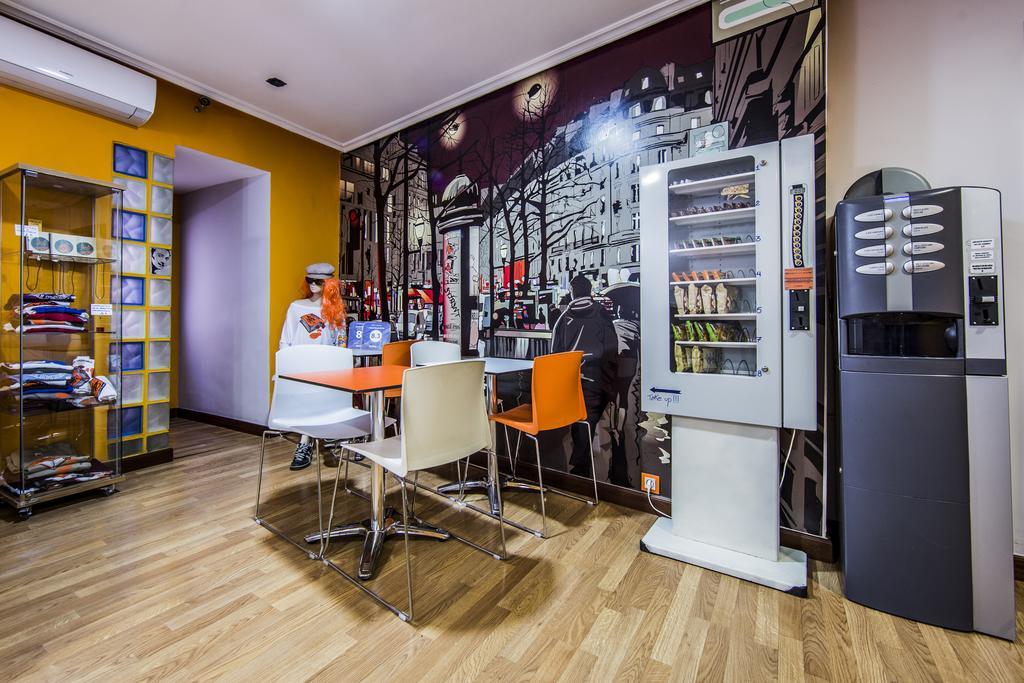 Hostal Escala Luna Salamanca Ngoại thất bức ảnh
