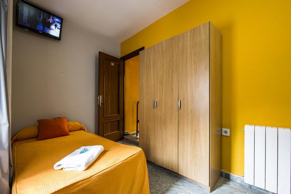 Hostal Escala Luna Salamanca Ngoại thất bức ảnh