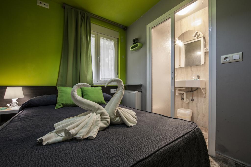 Hostal Escala Luna Salamanca Ngoại thất bức ảnh