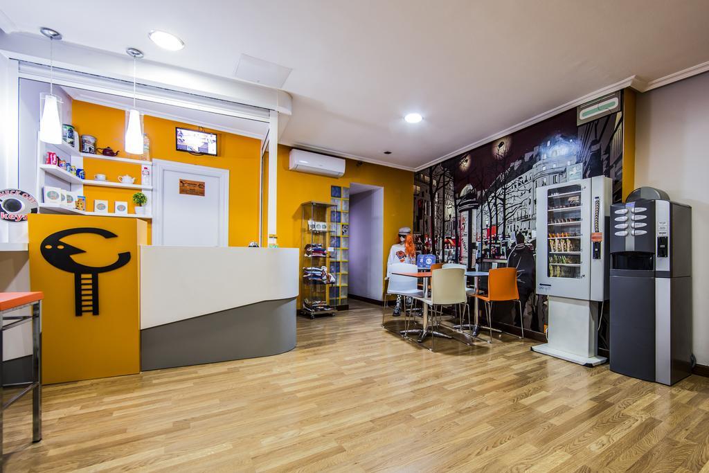 Hostal Escala Luna Salamanca Ngoại thất bức ảnh