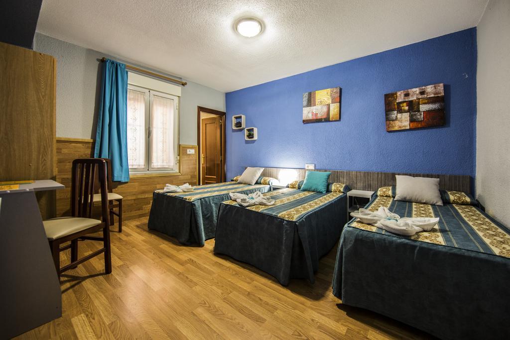 Hostal Escala Luna Salamanca Ngoại thất bức ảnh