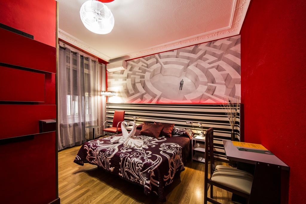 Hostal Escala Luna Salamanca Ngoại thất bức ảnh