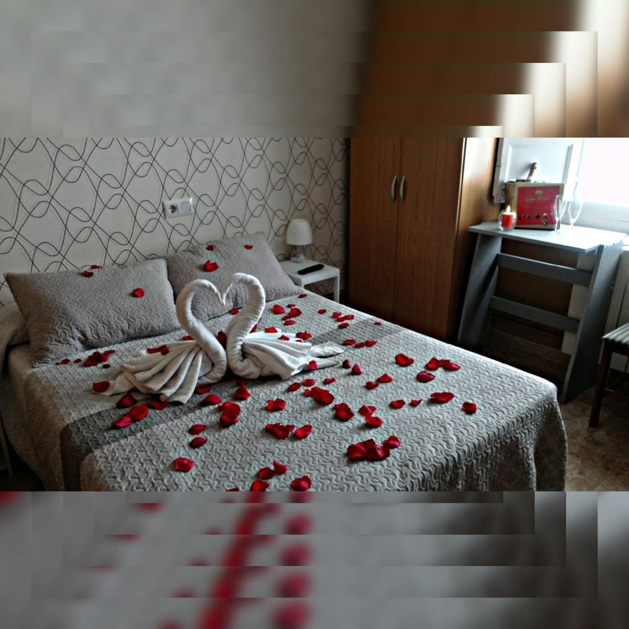 Hostal Escala Luna Salamanca Ngoại thất bức ảnh