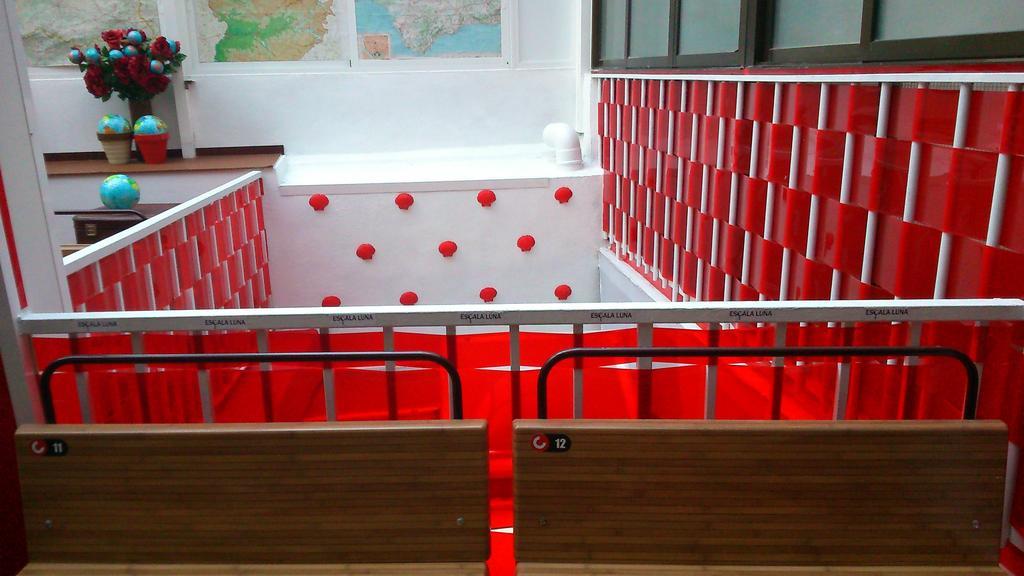 Hostal Escala Luna Salamanca Ngoại thất bức ảnh